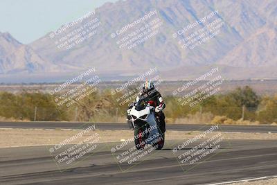 media/Dec-10-2023-SoCal Trackdays (Sun) [[0ce70f5433]]/Turn 3 Exit-Wheelie Bump (115pm)/